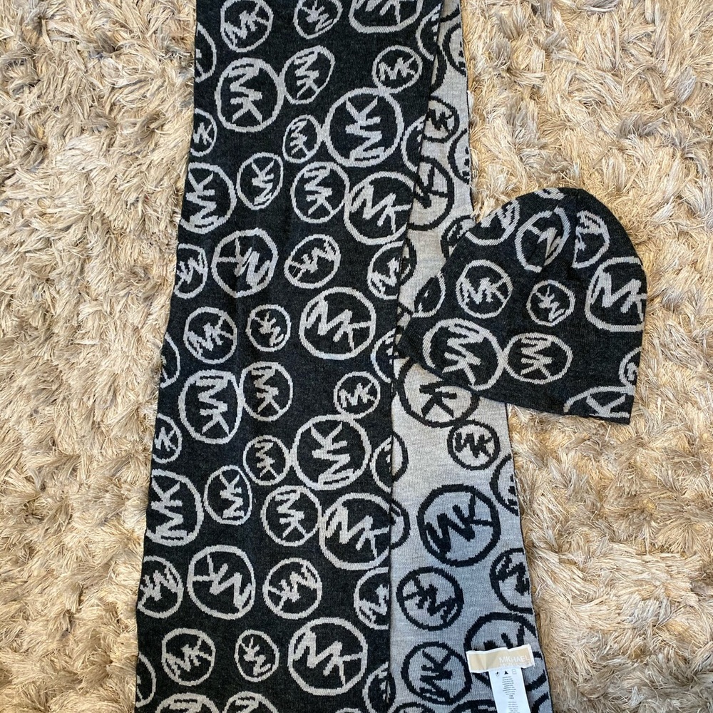 Michael Kors scarf and gloves set